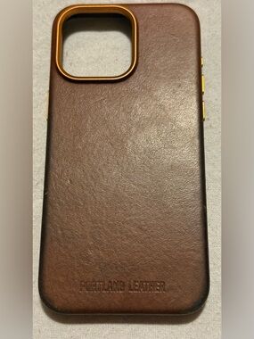 Portland Leather Brown Leather Phone Case with Gold Trim